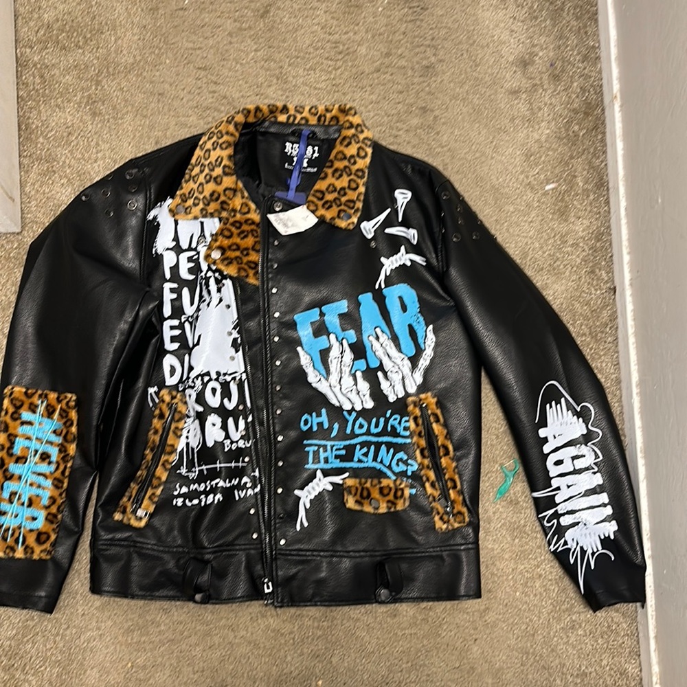 ❗️UNISEX❗️Brand new vegan leather jacket